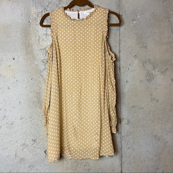 Easley yellow beige polka dot cold shoulder tunic - Picture 2 of 7